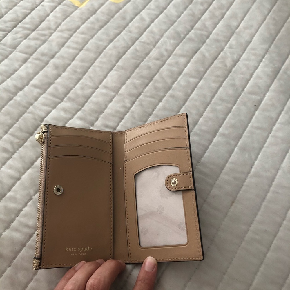 Kate Spade Wallet - Picture 3 of 5